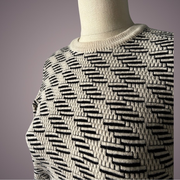TORY BURCH Women's Geometric Wool Sweater - Picture 2 of 6